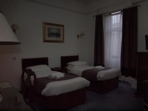 Argyll Arms Hotel