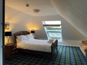Dunstaffnage Marina Suites and Lodges