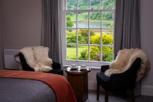 Knipoch Hotel