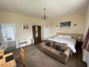 The Bowmore House Bed and Breakfast