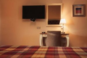The Bowmore Lodge