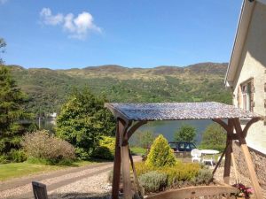 Tigh Na Creige