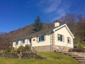 Tigh Na Creige