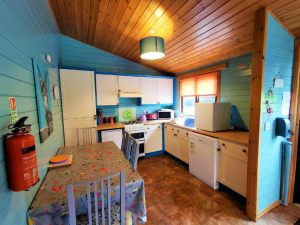 Glen Bay Hot Tub And Rescue Animal Farm Stay