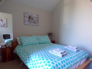 Dunmor House