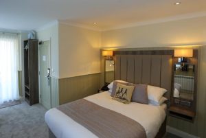 Duck Bay Hotel & Restaurant