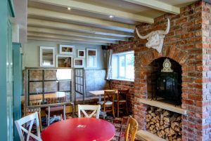 Queen of the Loch Balloch by Marstons Inns