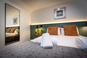 Loch Ness Inn