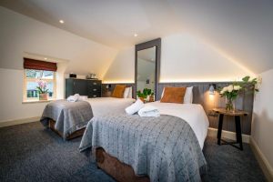 Loch Ness Inn