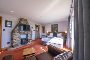 Oak Tree Inn